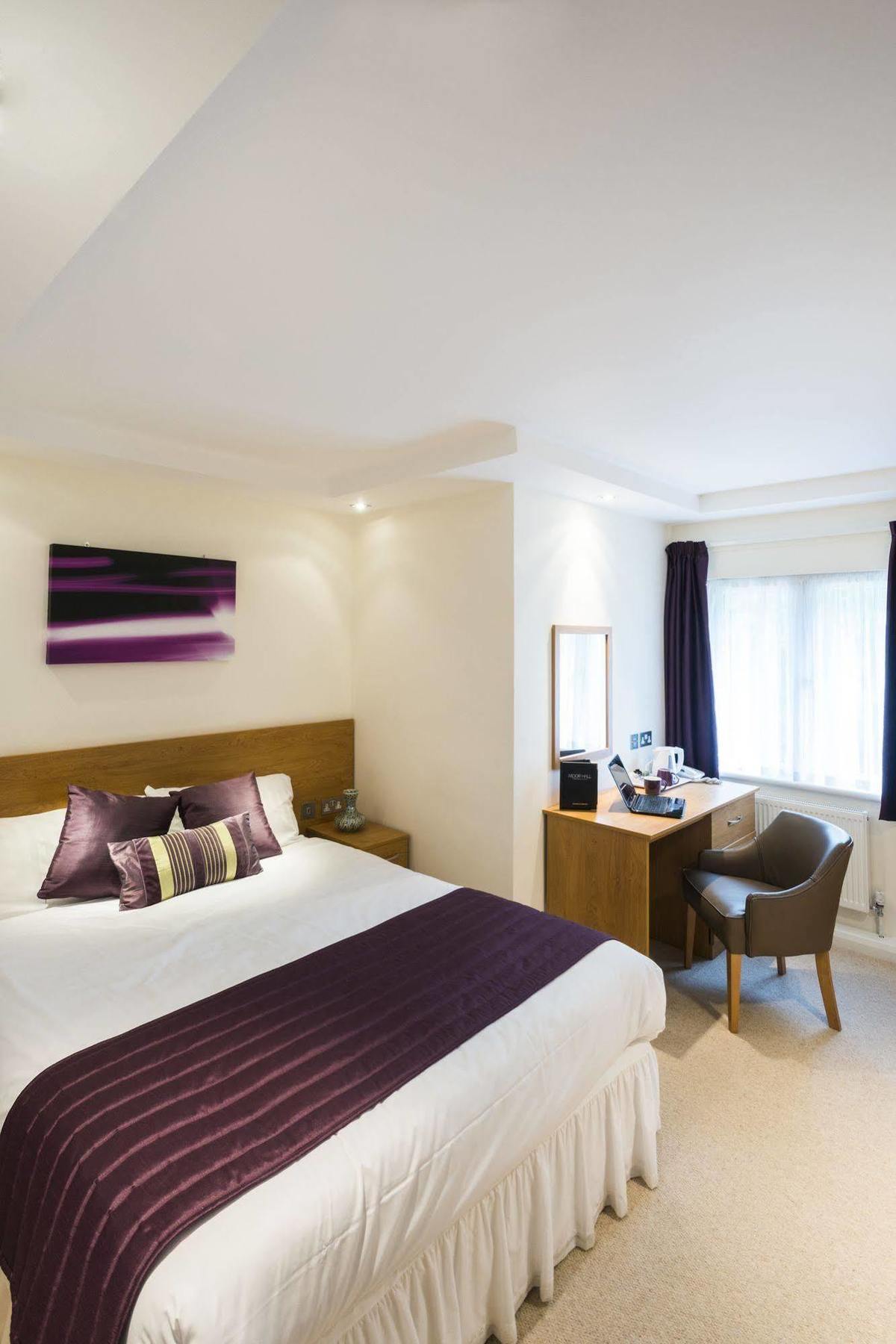 Cim Business Centre Hotel Maidenhead Exterior foto